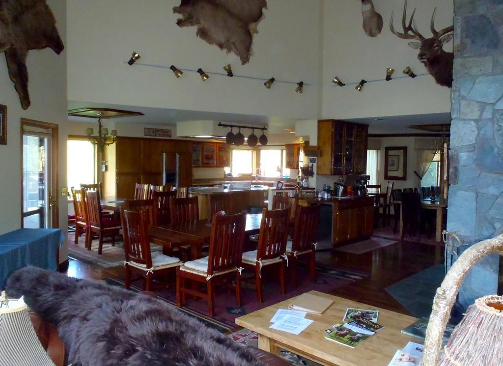 Bar W Guest Ranch Villa Уайтфиш Екстериор снимка
